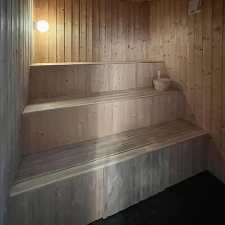 Vakantiehuis Prachtig In Met Sauna